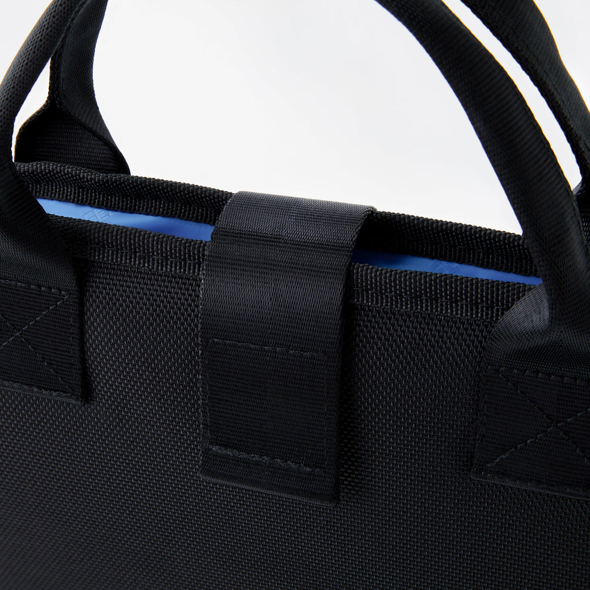 freezable-chill-board-large-b9 freezable-chill-board-large-black-ecofreeze-plus-zoom-handles.jpg