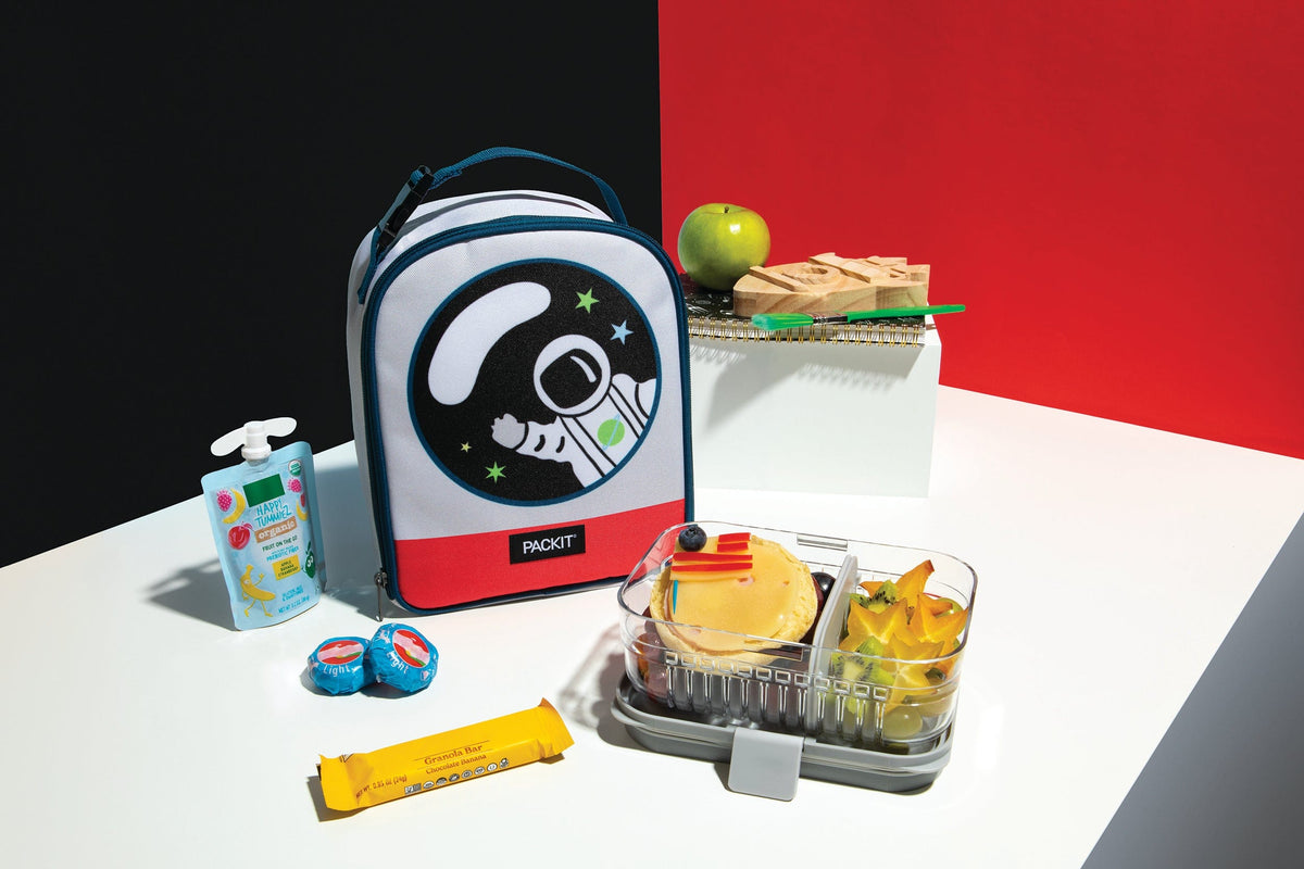 freezable-playtime-lunch-box-d7 freezable-playtime-lunch-box-spaceship-lifestyle-bento-food.jpg