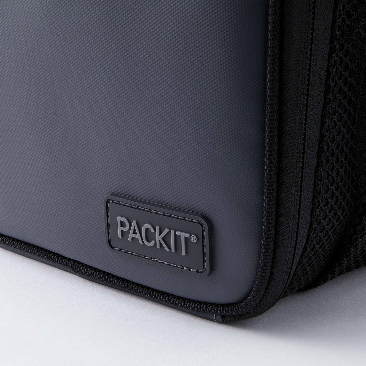 freezable-upright-lunch-box-u1 freezable-upright-lunch-box-black-gray-zoom-logo.jpg